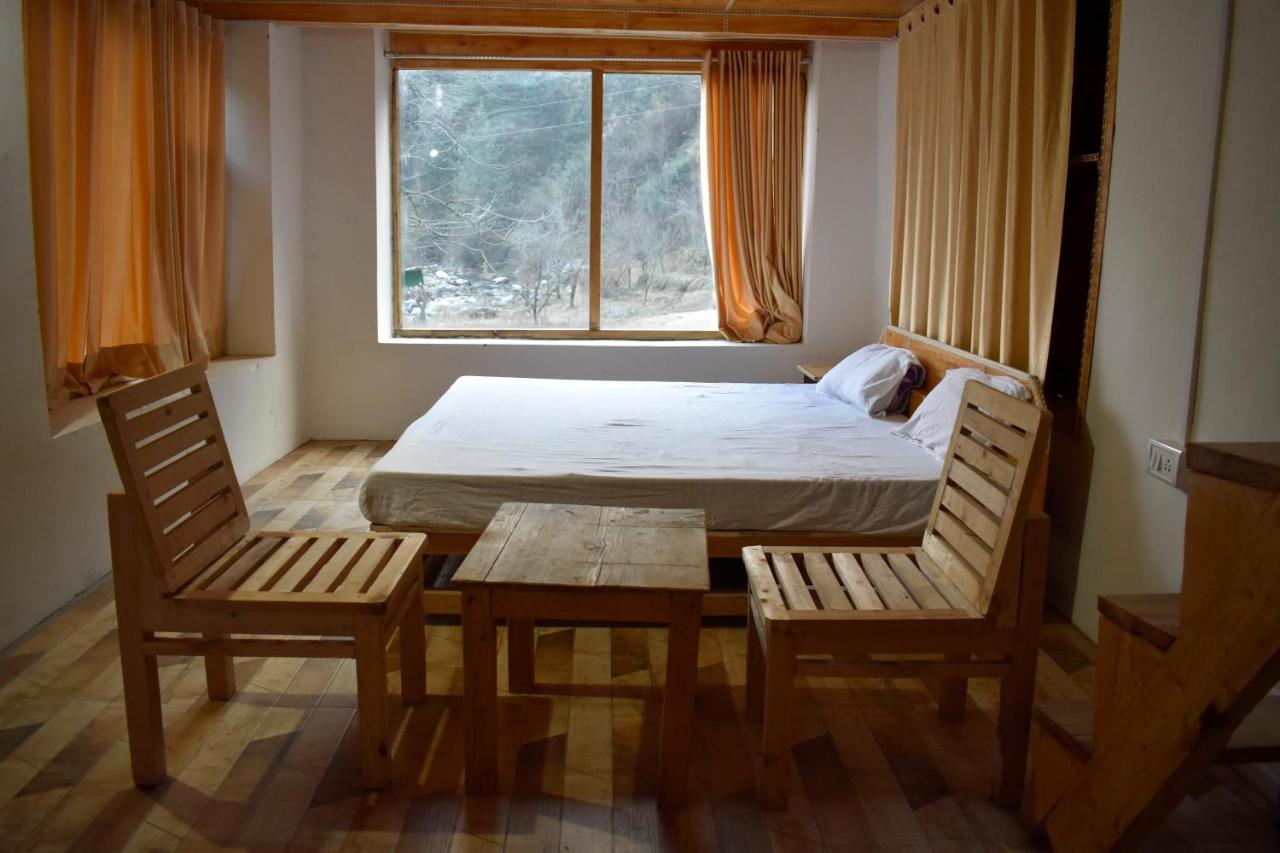 Moksha - By The River Villa Jibhi Dış mekan fotoğraf